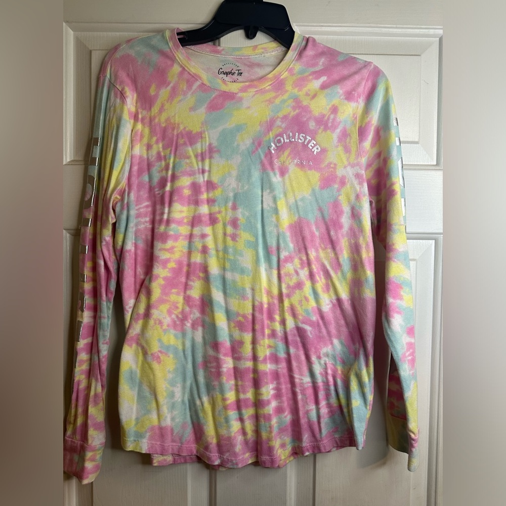 Hollister long sleeve graphic tee